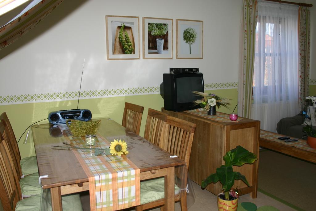 Naturparkbauernhof Poeltl Poellau Kamer foto
